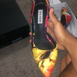 Groovi Floral Print Half d’Orsay Pump